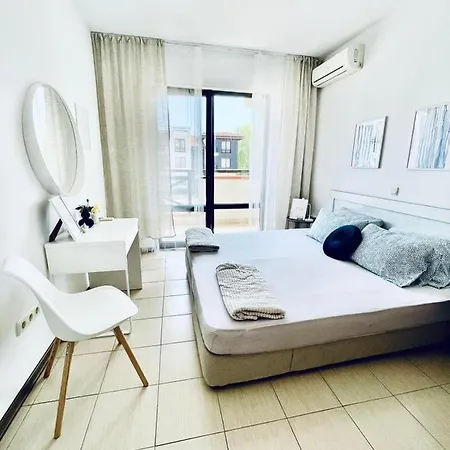Apartment в комплекс свети никола плаж градина Tschernomorez