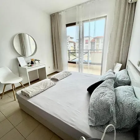 Apartment в комплекс свети никола плаж градина